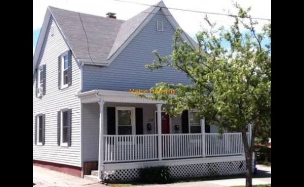 Two Bedroom Apartment: 128 North St. Portland, ME