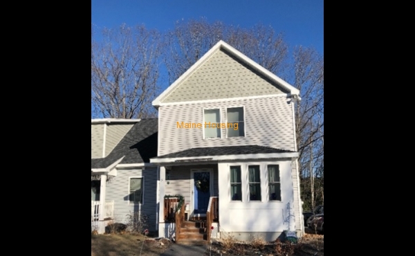 Room Available in Shared House: 5 Hummingbird Ln Freeport, ME 