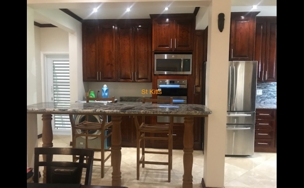 Kitchen Area & breakfast area