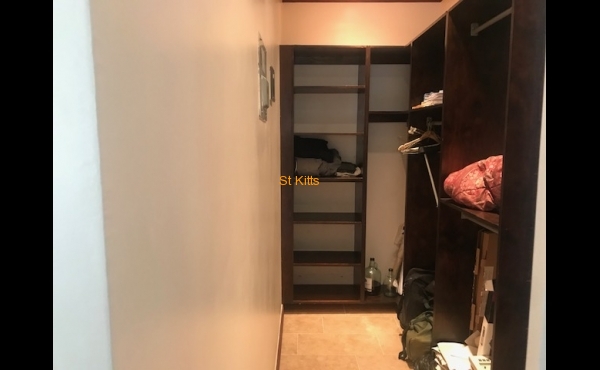 Walk in closet
