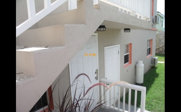 Second door apt