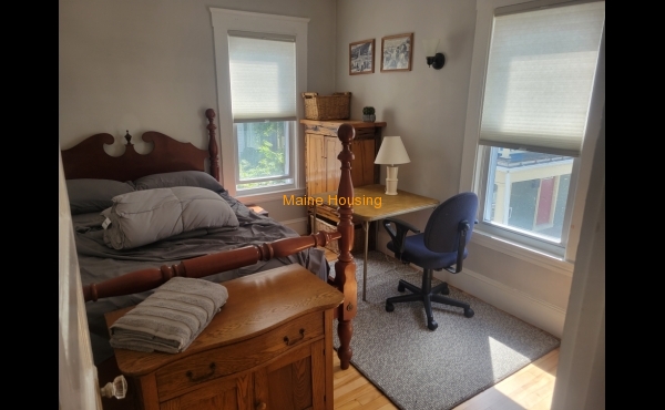 Two Bedroom Apartment: 296 Woodford St. Apt 3 Portland, ME