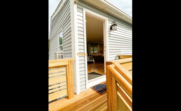 Studio Apartment: 16 Calais St. South Portland, ME
