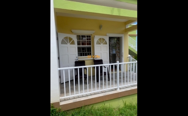 Entrance to Apt