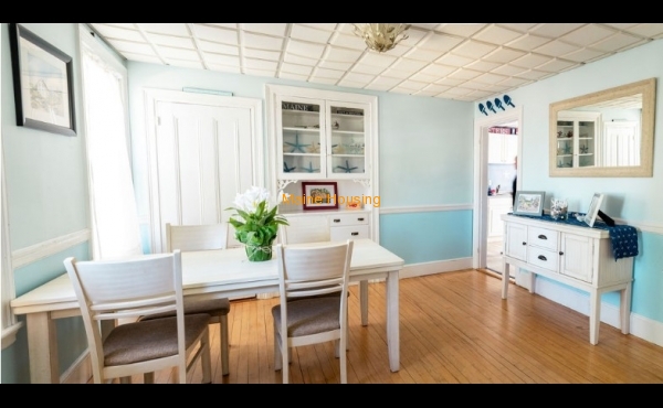 Two Bedroom Apartment: 180 Ashmont St. Portland, ME