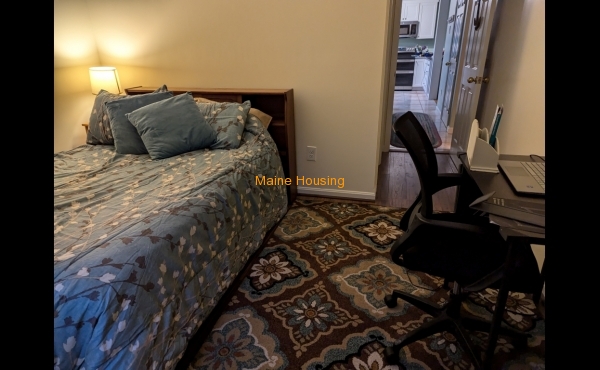 Room Available in Shared House: 88 Pope Rd. Windham, ME