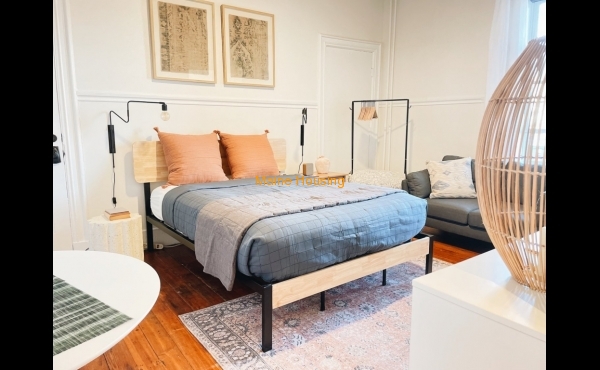 Studio Apartment: 306 Congress St. Apt A Portland, ME 