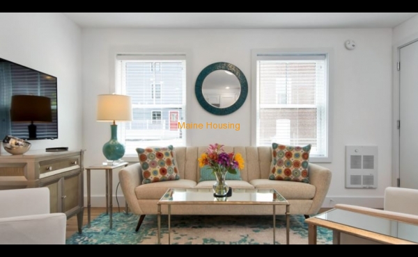 One Bedroom Apartment: 48 Wilmot St. Unit C-1 Portland, ME