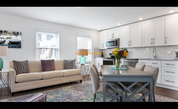 One Bedroom Apartment: 48 Wilmot St. Unit A-31 Portland, ME