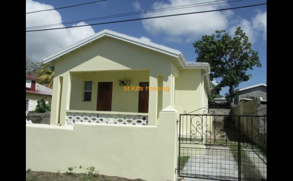 597 Fortlands, Basseterre